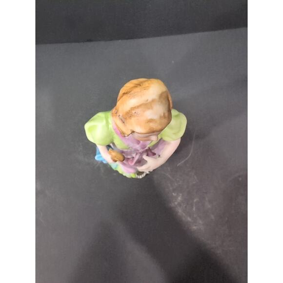 Capodimonte Porcelain Lady Figurine, Woman With Parasol, Umbrella Sculpture, Vtg - Picture 6 of 9